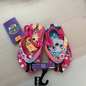 Paw Patrol Skye & Everest Toddler Girls Flip Flops, Pink/Glitter, Size 5/6